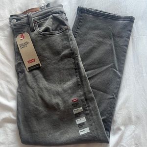 NWT Levi Ribcage Straight Ankle Jeans - Size 29x27